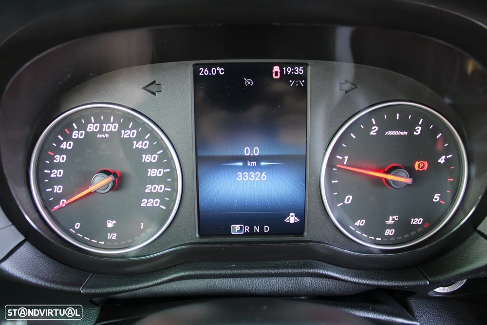 Mercedes-Benz T 180 d Auto Progressive - 25