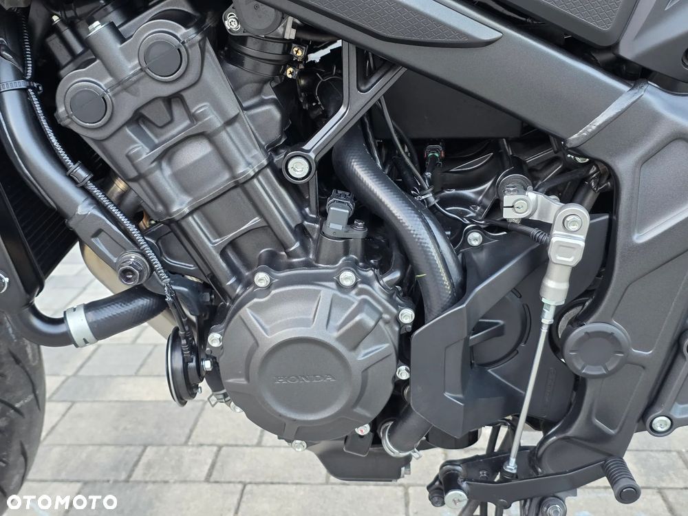 Honda CB - 31