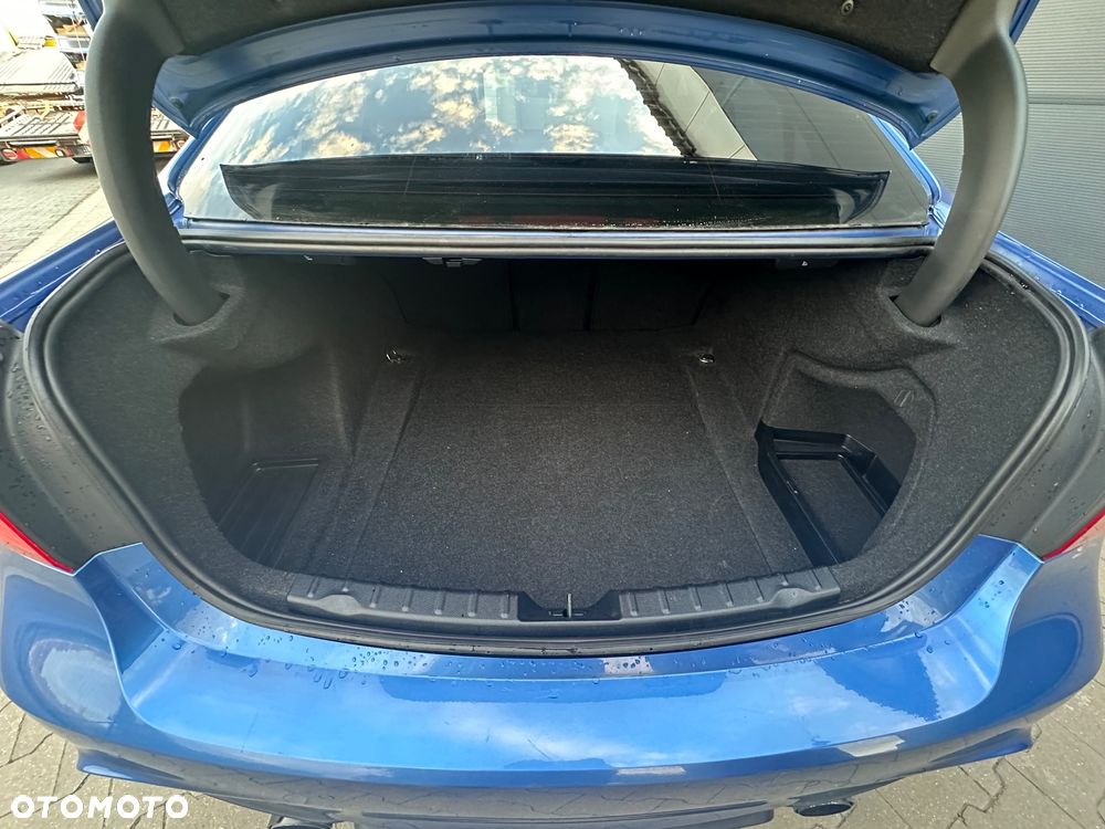BMW Seria 3 - 18