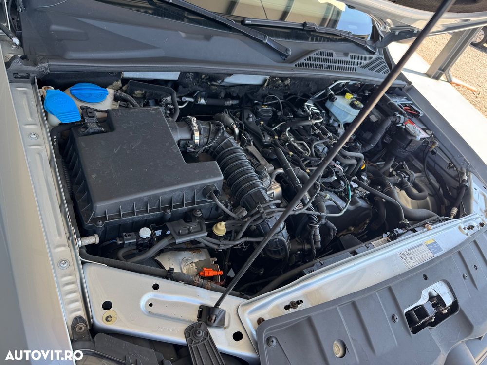 Volkswagen Amarok - 24