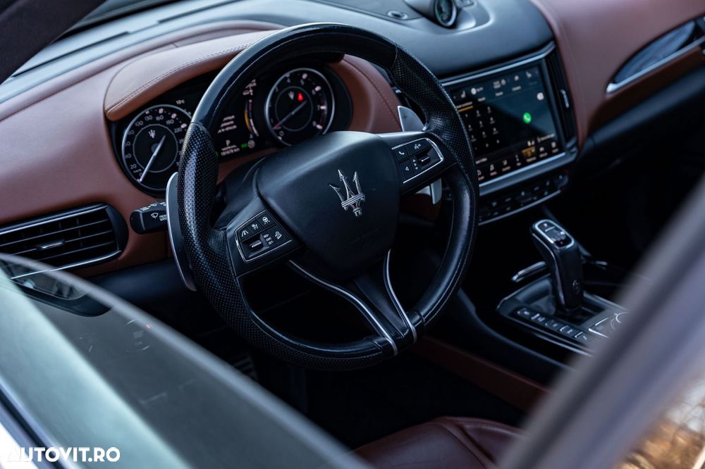 Maserati Levante S Q4 GranSport - 21