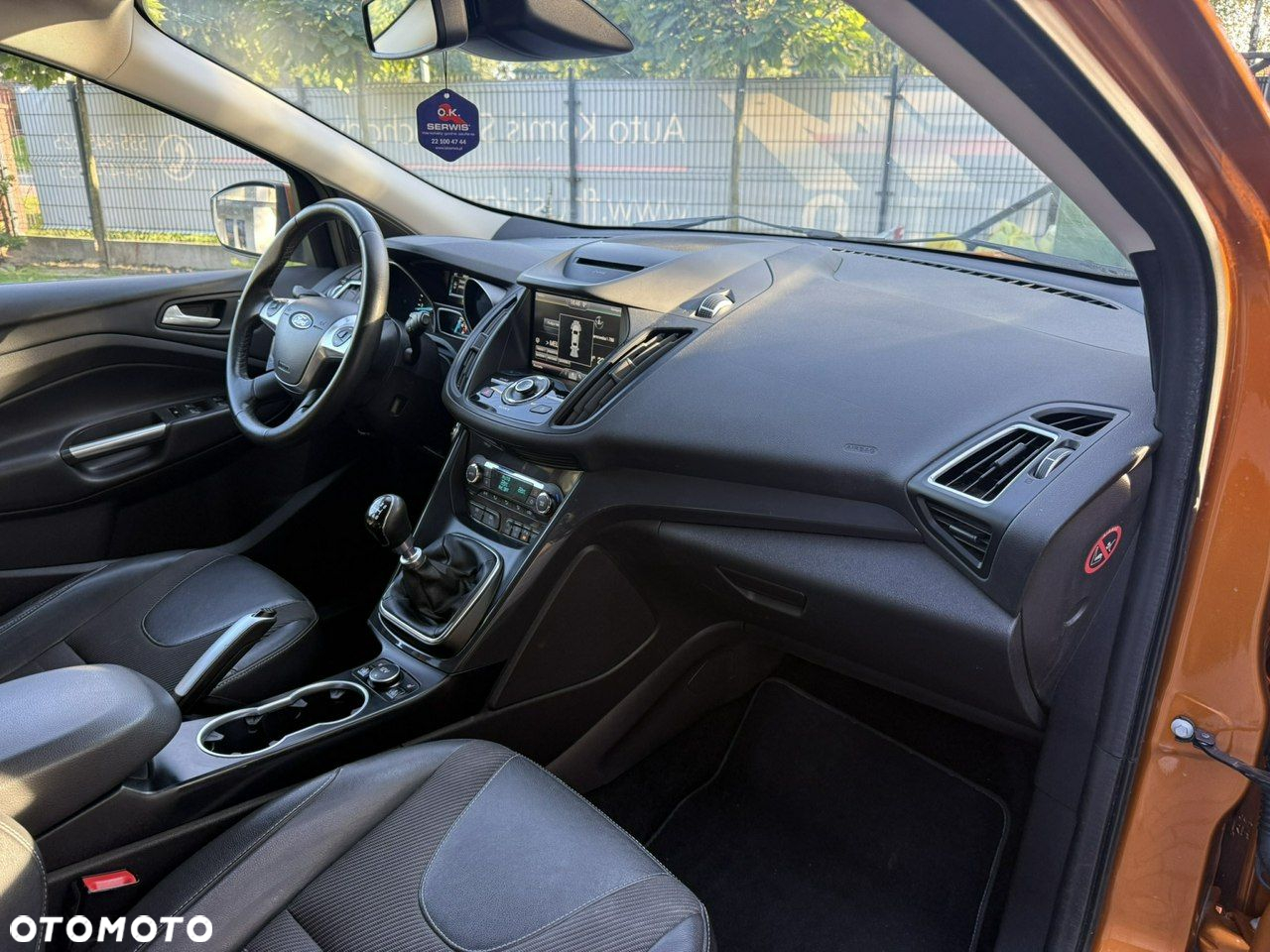 Ford Kuga - 10