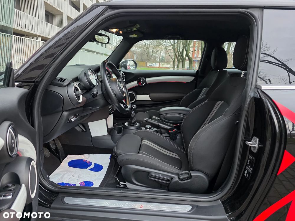 MINI Cooper S - 4