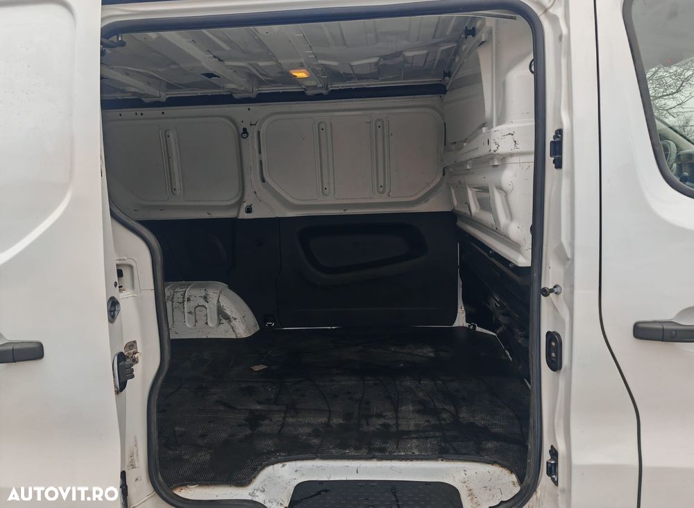 Renault Trafic (ENERGY) Start & Stop Combi Expression - 18