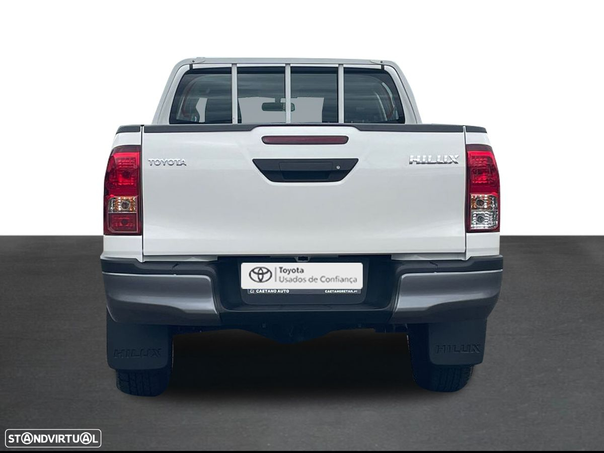 Toyota Hilux 2.4 D-4D 4WD CD CM - 4
