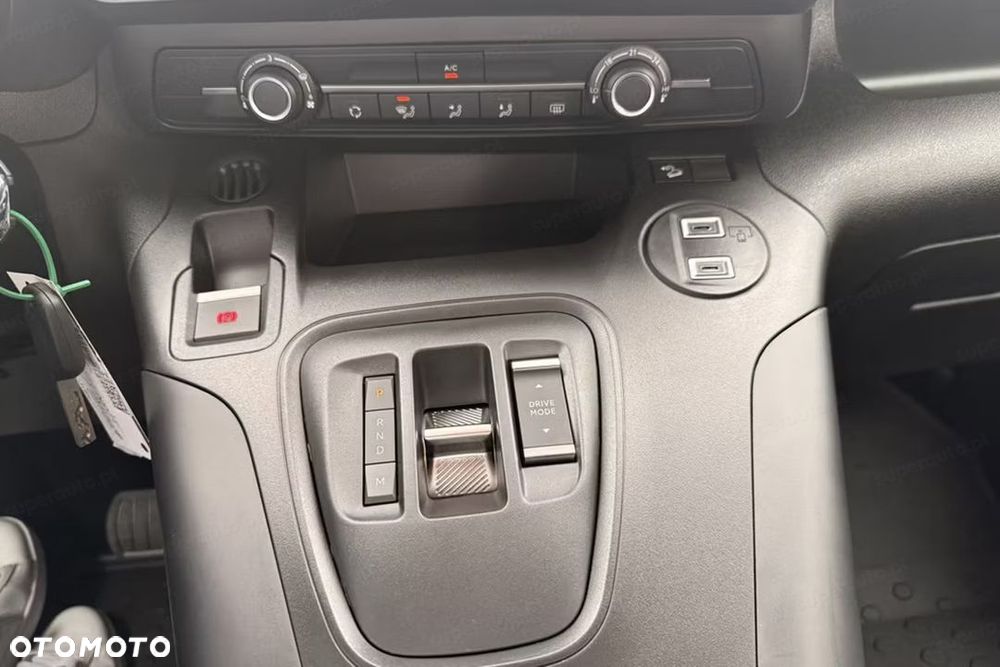 Fiat Qubo - 11
