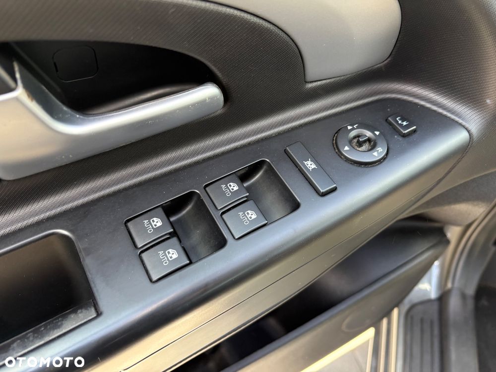 Kia Ceed 1.6 CRDi 90 Vision - 13