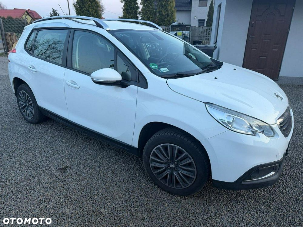 Peugeot 2008 - 11