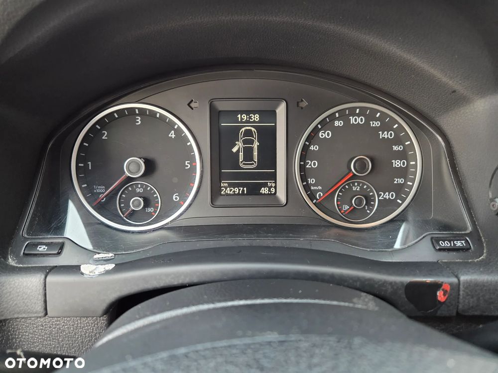 Volkswagen Tiguan 2.0 TDI DPF 4Motion DSG Sport & Style - 16