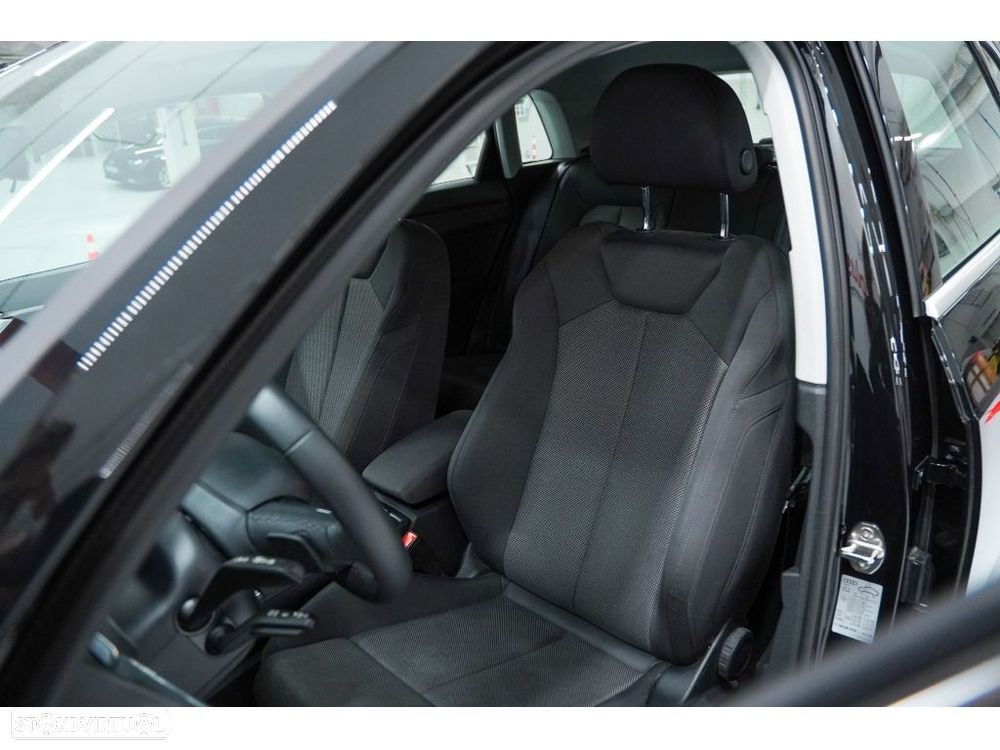 Audi Q3 35 TFSI Advanced S tronic - 4