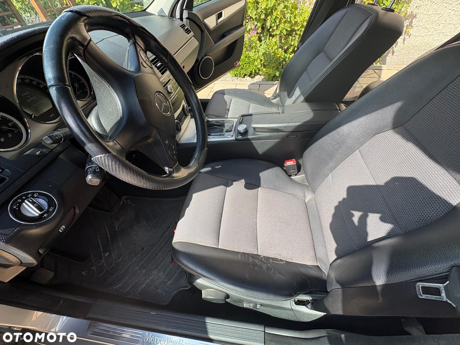 Mercedes-Benz Klasa C 350 CDI 4-Matic Elegance - 9