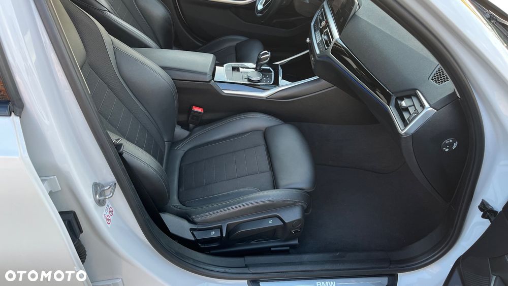 BMW Seria 3 320d Sport Line Shadow sport - 18