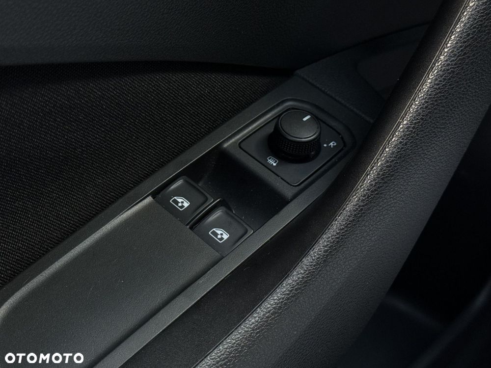 Skoda Kamiq 1.0 TSI Ambition DSG - 18