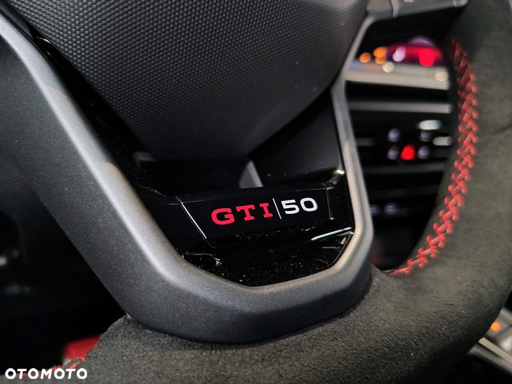 Volkswagen Golf - 15