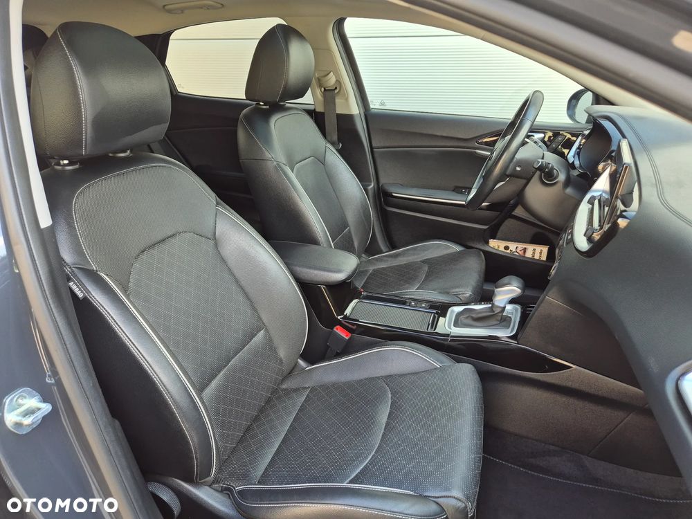 Kia XCeed 1.4 T-GDI OPF DCT7 PLATINUM EDITION - 22