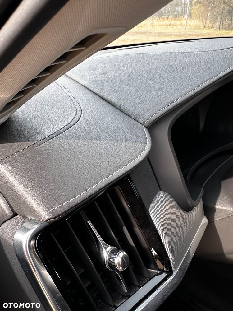 Volvo S90 D4 Inscription - 15