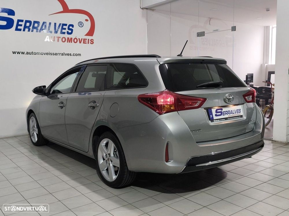 Toyota Auris Touring Sports 1.4 D-4D Com+P.Sport - 5