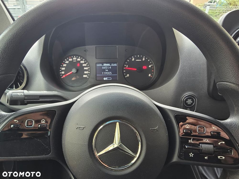 Mercedes-Benz SPRINTER 907 317 - 7
