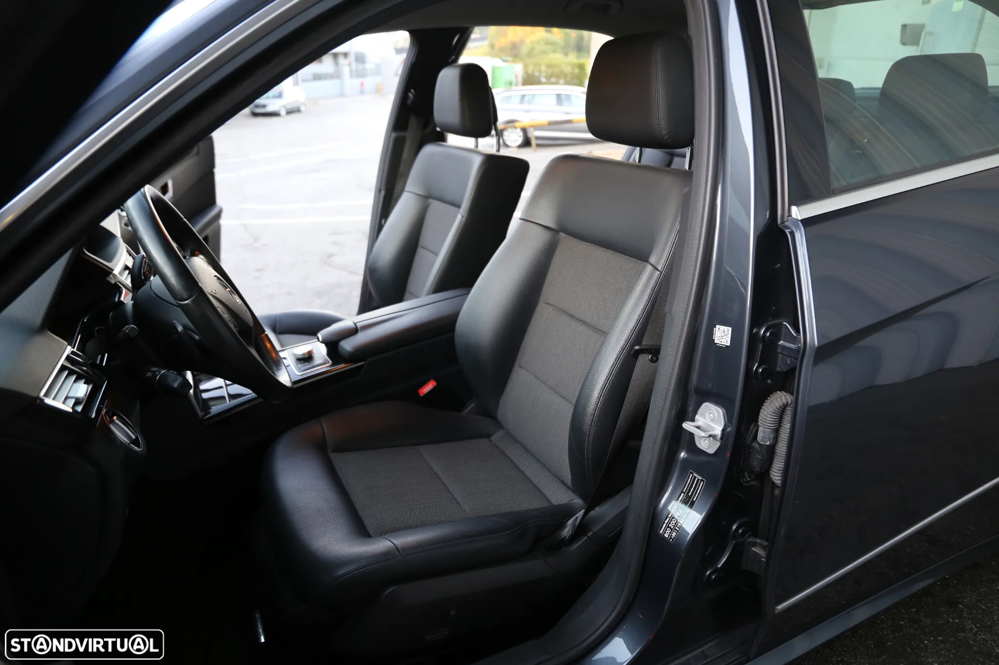 Mercedes-Benz E 250 CDi Avantgarde BlueEfficiency Auto. - 10
