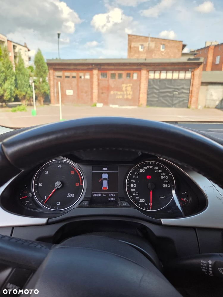 Audi A4 Avant 2.0 TDI DPF Attraction - 10