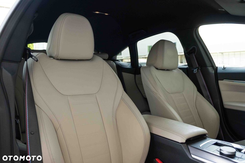 BMW Seria 4 430d xDrive mHEV M Sport - 17