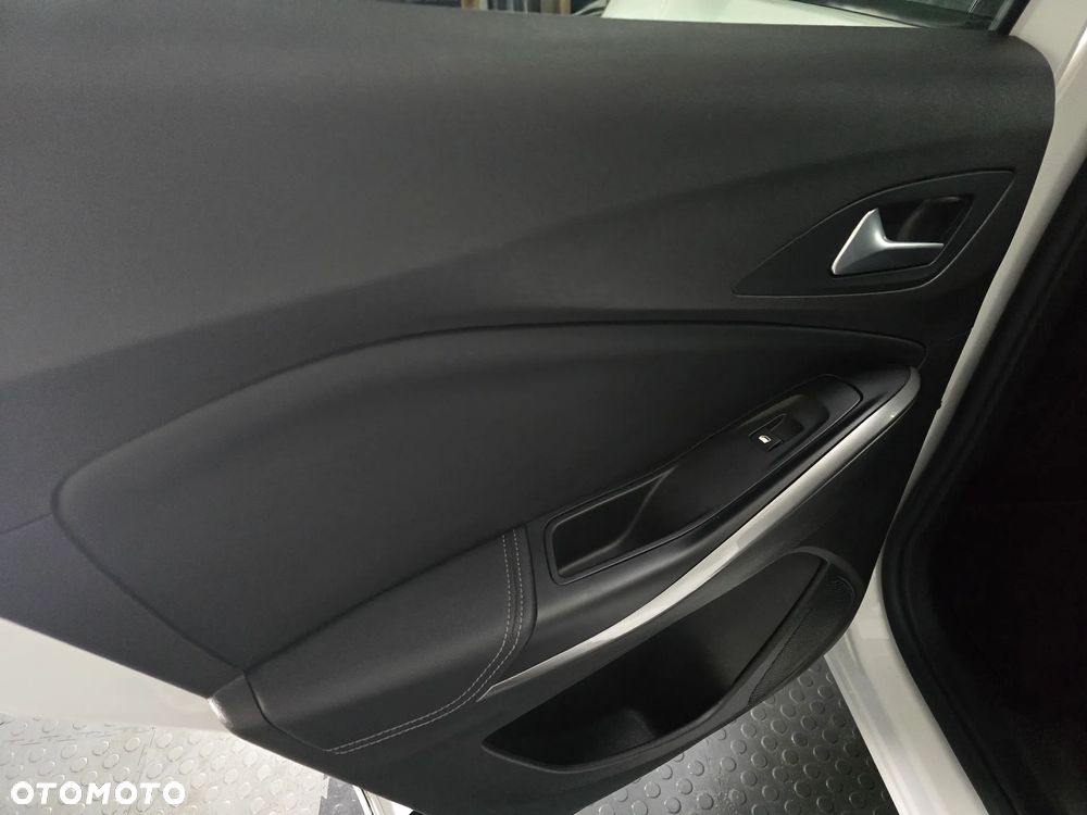 Opel Grandland 1.6 DI Automatik GS Line - 9