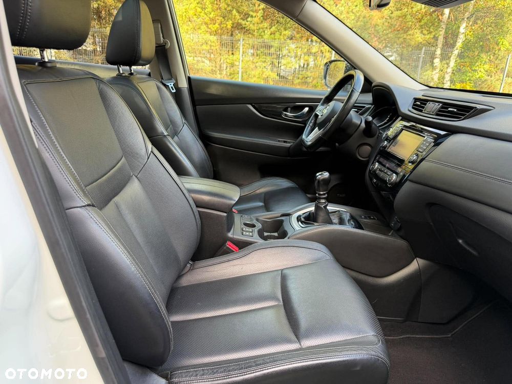 Nissan X-Trail 1.6 DIG-T Tekna - 30