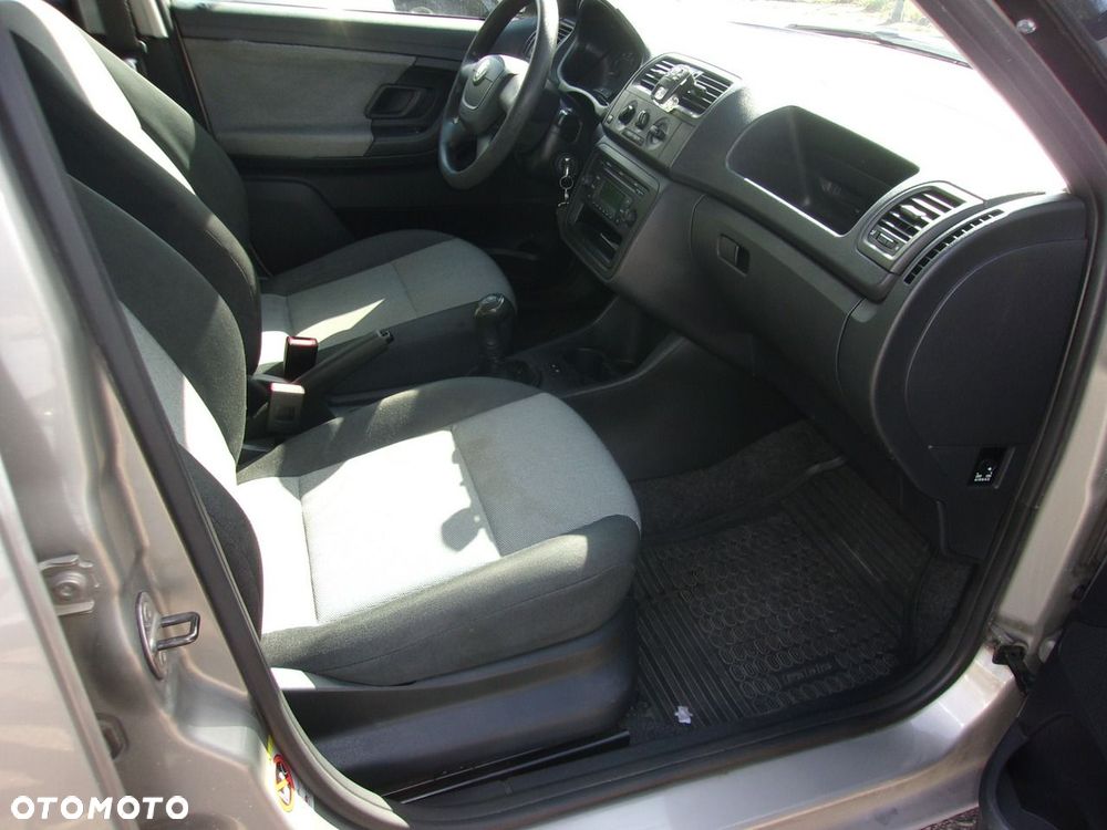 Skoda Fabia 1.2 12V Ambition Plus - 23