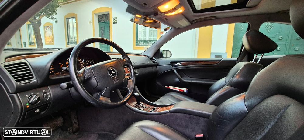 Mercedes-Benz CLK 230 - 11