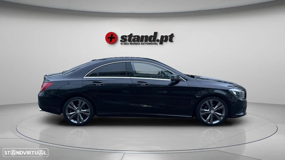 Mercedes-Benz CLA 180 d 7G-DCT Urban - 4