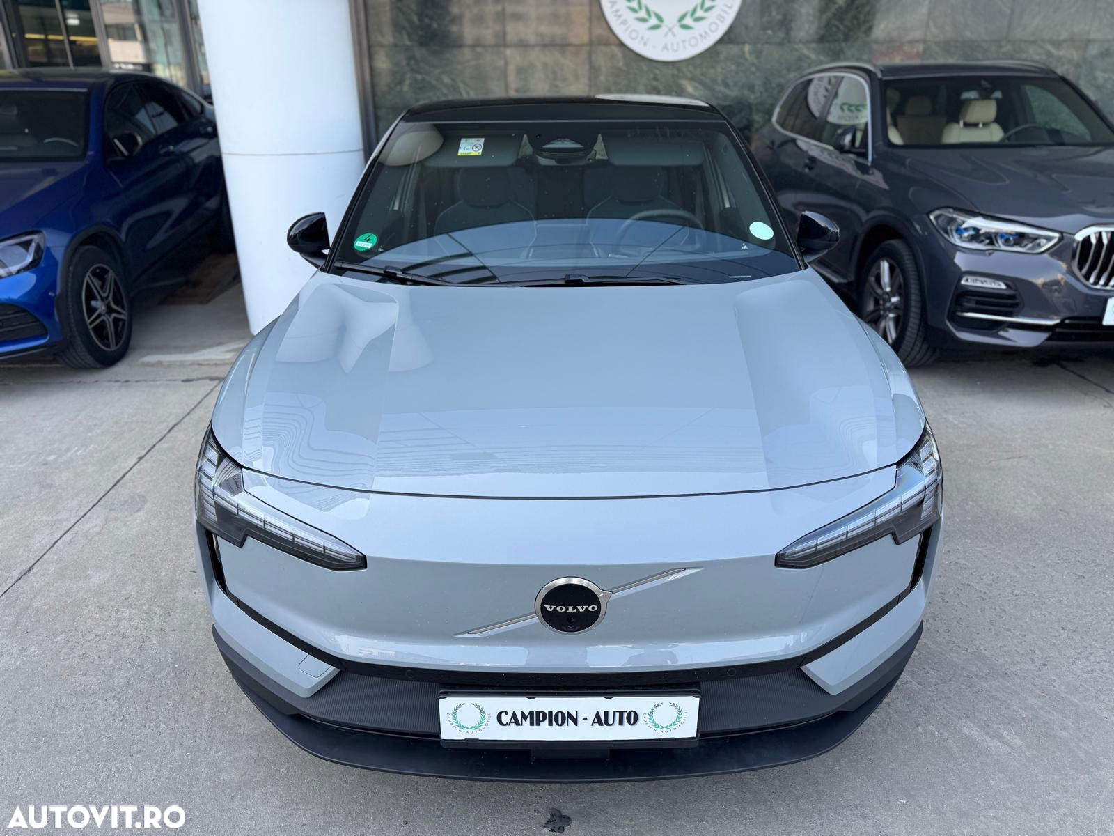 Volvo EX30 Twin Motor Performance AWD Ultra - 35