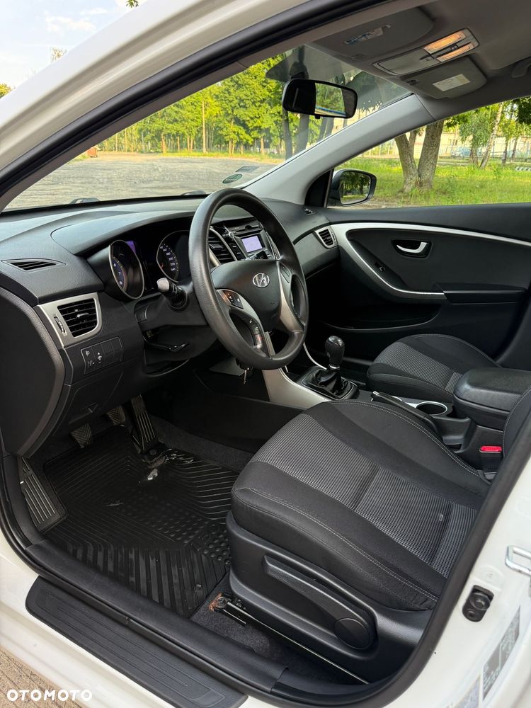 Hyundai i30 1.6 Premium - 16