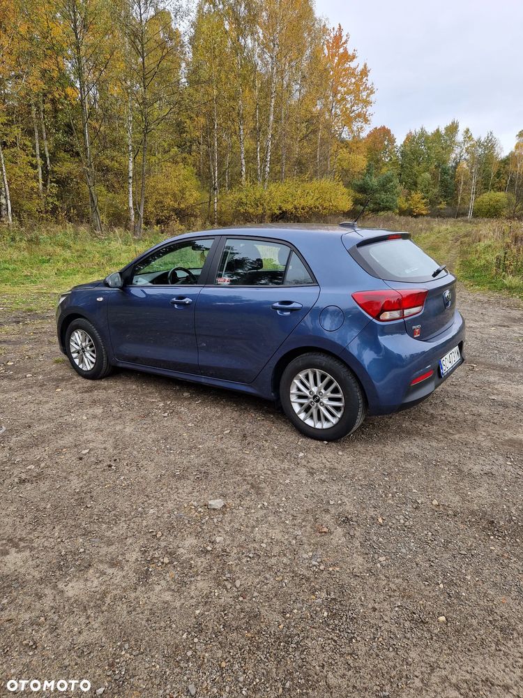 Kia Rio - 6