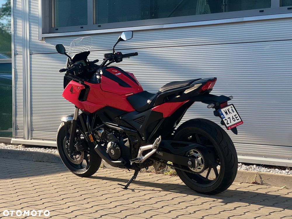 Honda NC - 6