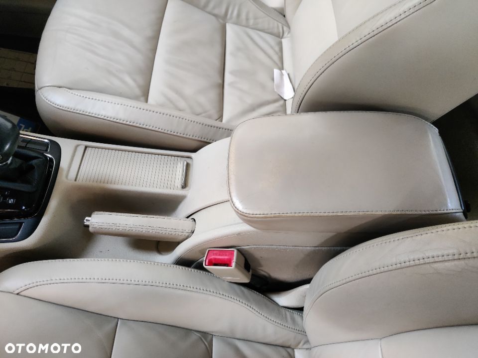 Fotele Skoda Superb 2 FL II Lift Kanapa Przekładka Siedzenia Boczki Skóra Kombi Europa Podgrzewane - 6