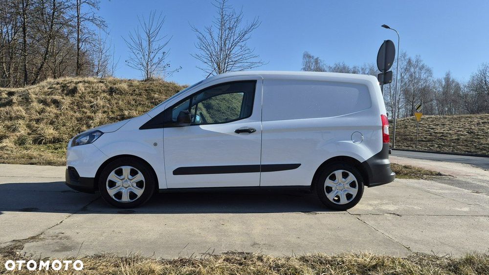 Ford Transit Courier - 5