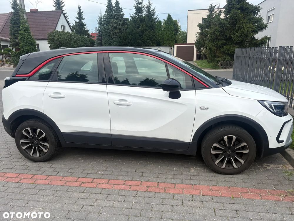 Opel Crossland 1.2 T GS Line - 3