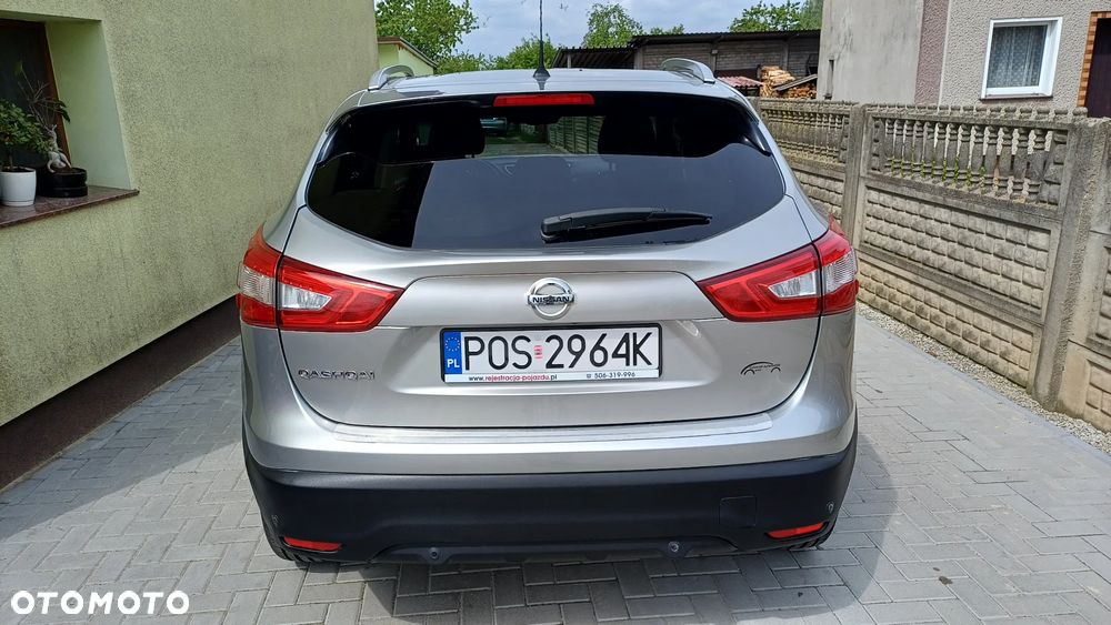 Nissan Qashqai 1.6 DCi ALL-MODE 4x4i TEKNA - 4
