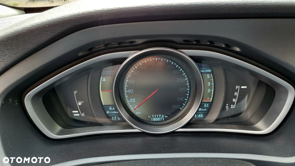 Volvo V40 Cross Country D3 Momentum - 26