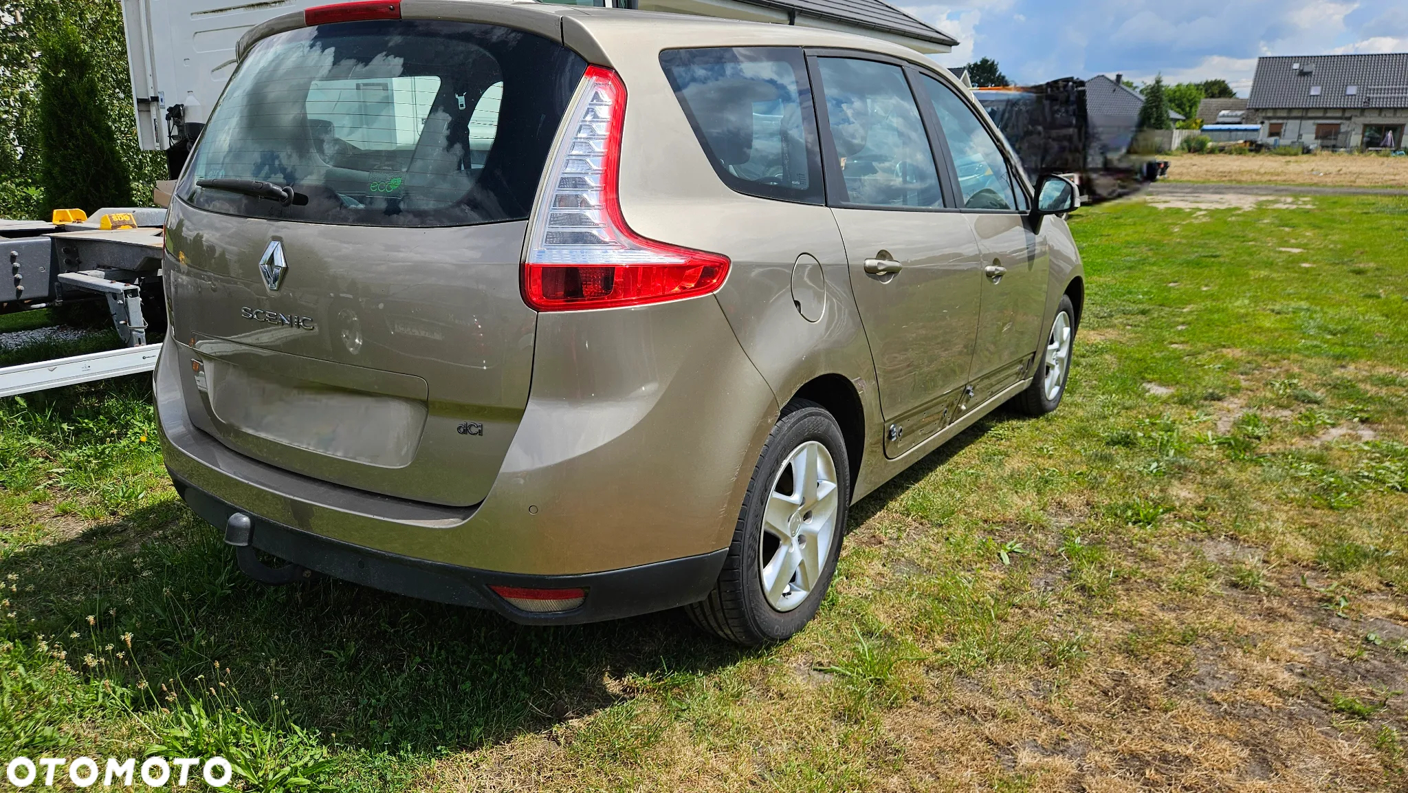 Renault Grand Scenic - 5