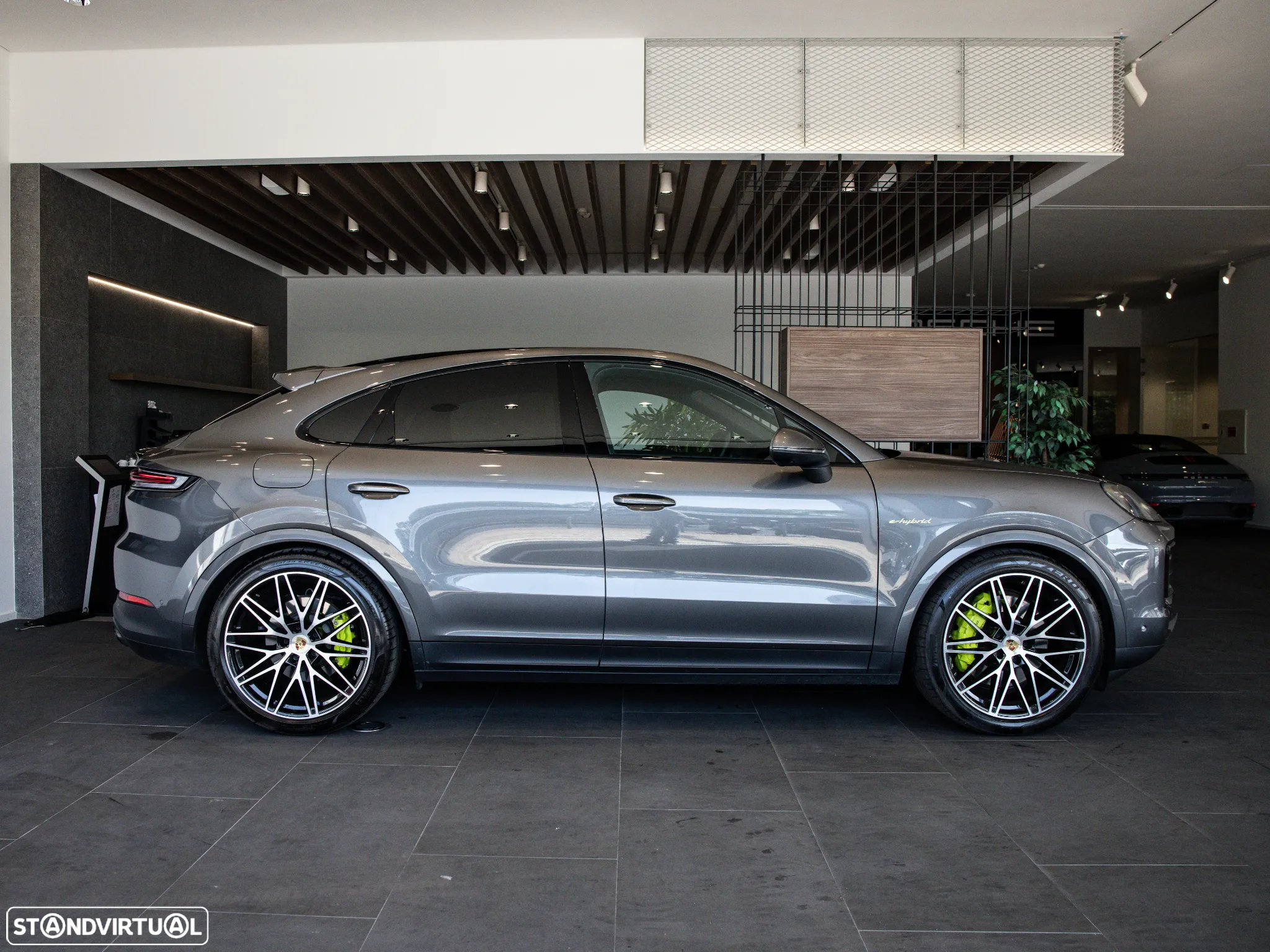 Porsche Cayenne Coupé E-Hybrid - 2