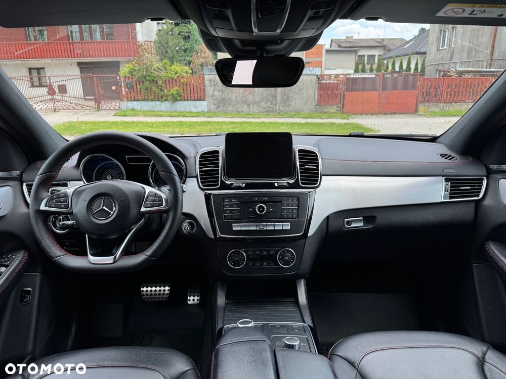 Mercedes-Benz GLE - 9