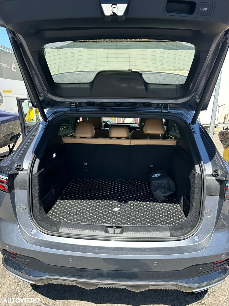 MG HS 1.5 T-GDi 7DCT Exclusive - 16