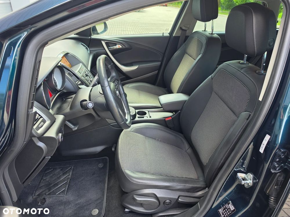 Opel Astra 1.4 Turbo Exklusiv - 17
