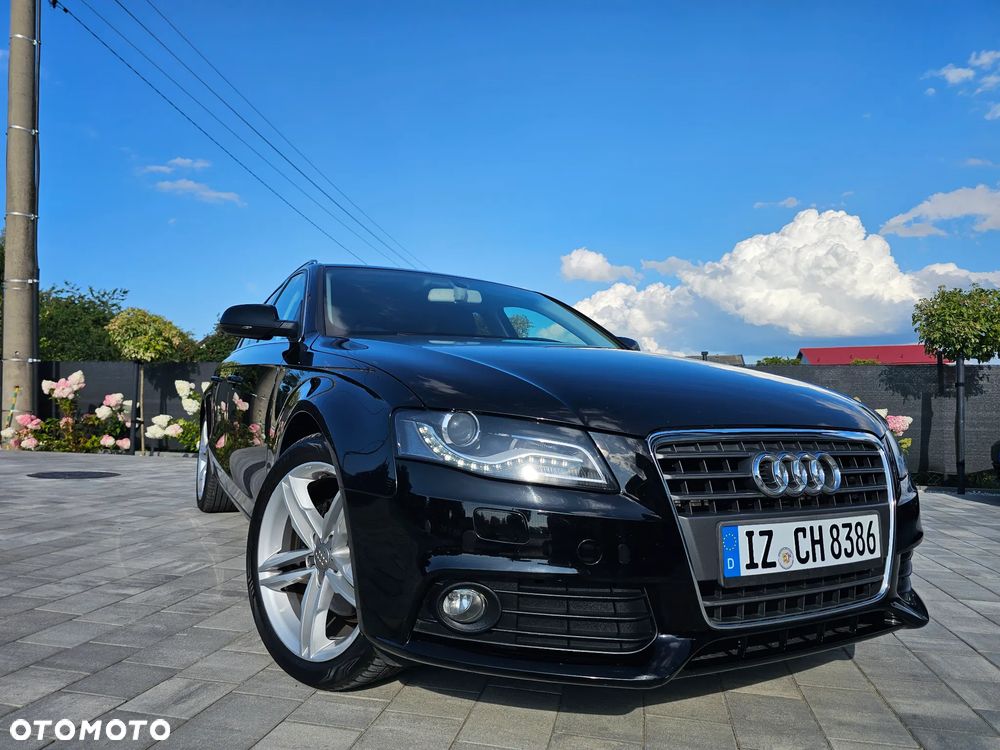 Audi A4 Avant 2.0 TDI DPF Attraction - 1