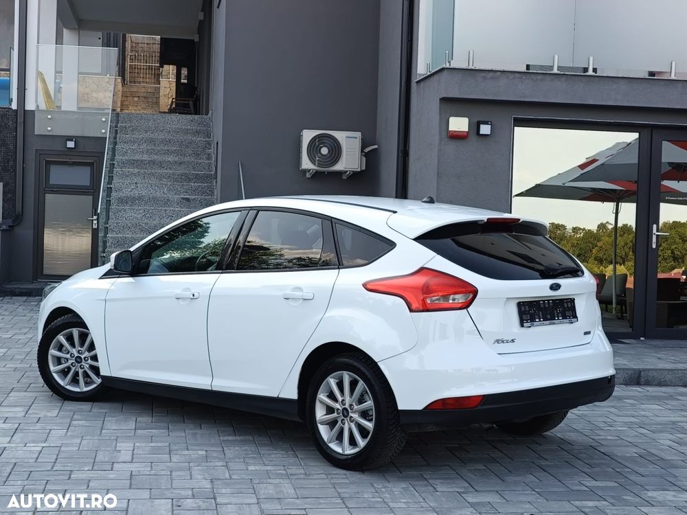 Ford Focus 1.0 EcoBoost Trend Edition - 4