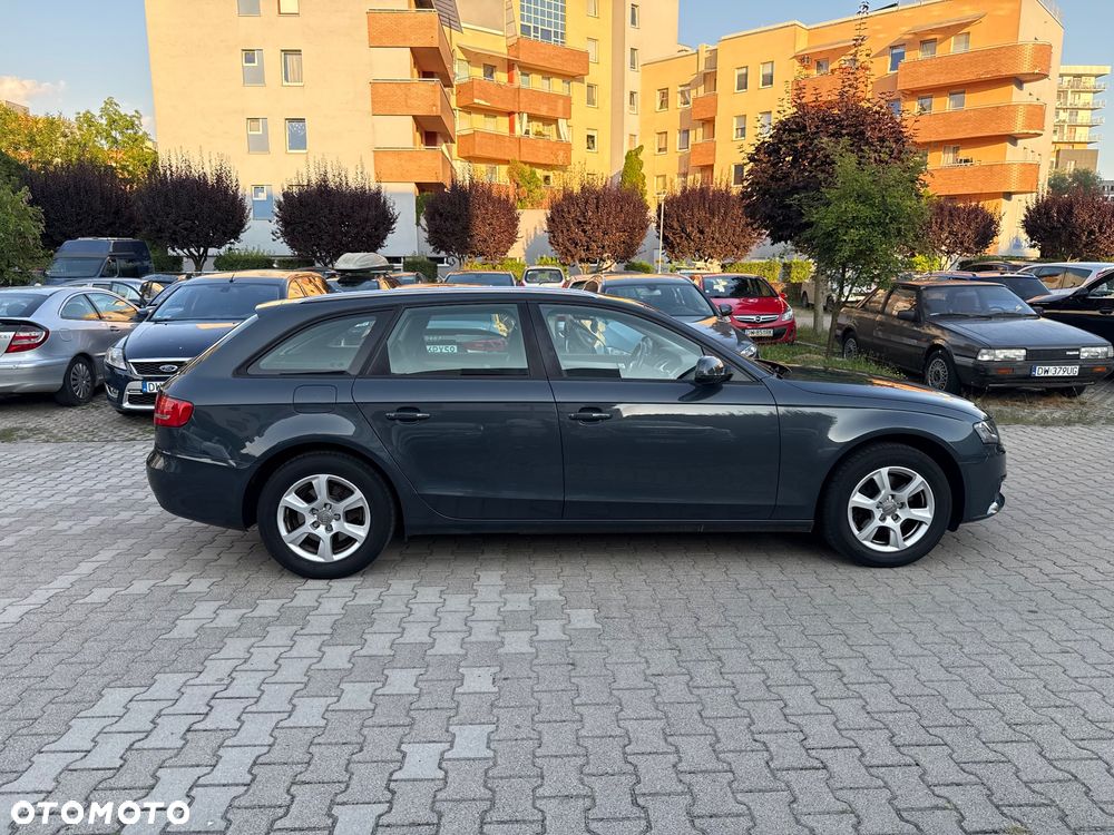 Audi A4 Avant 2.0 TDI - 12
