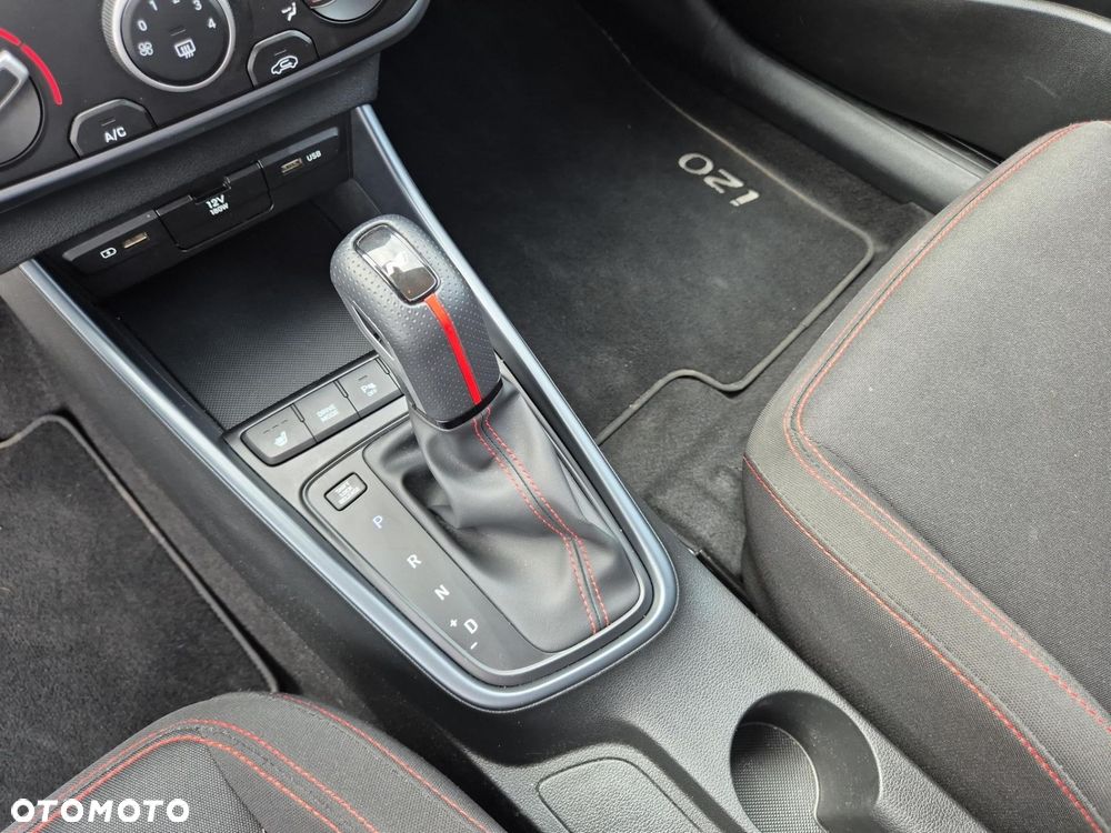 Hyundai i20 - 15