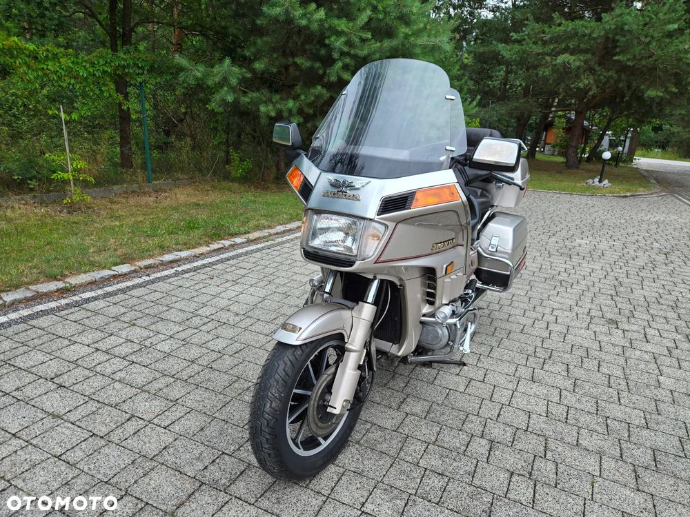 Honda GL - 15