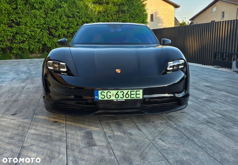 Porsche Taycan - 29
